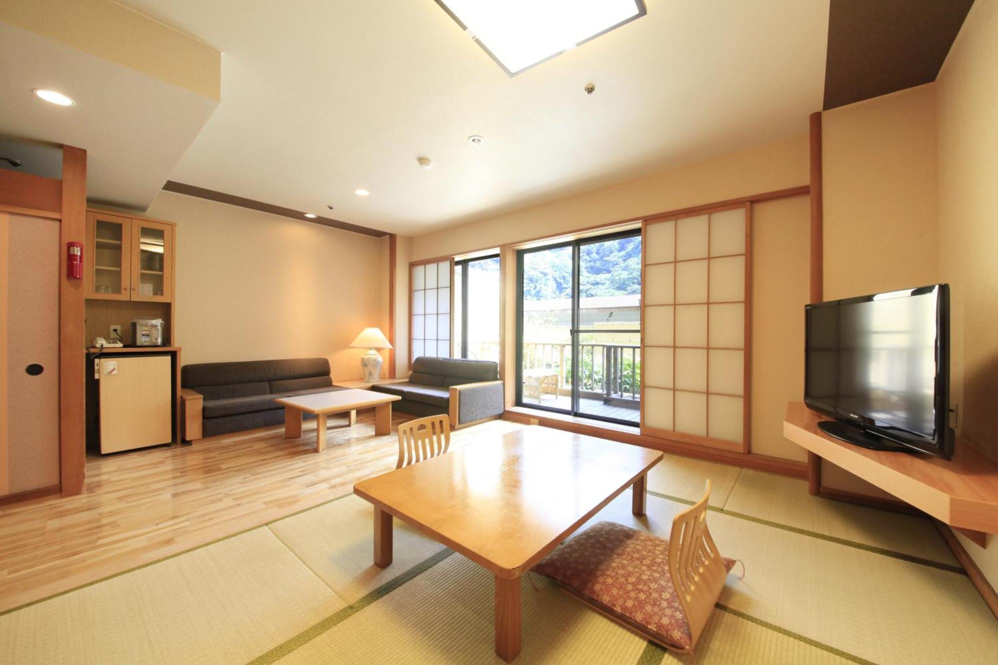 Okada Ryokan 4*
