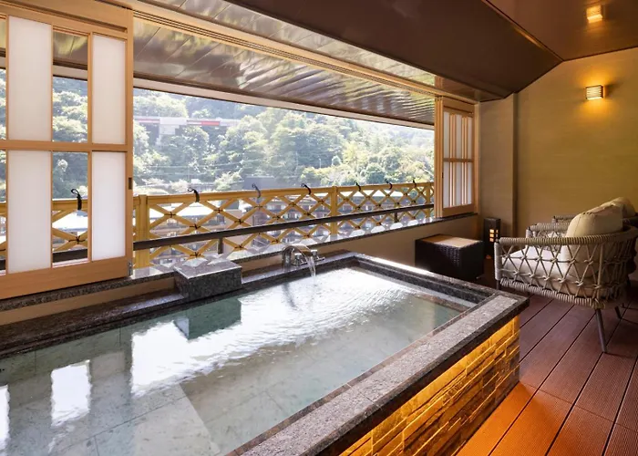 岡田飯店