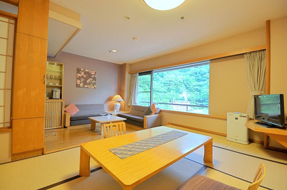 Ryokan Okada 4*