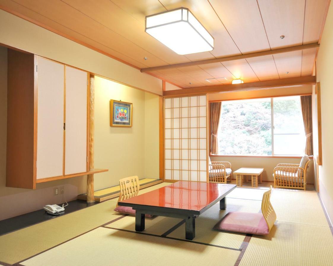 Okada Hakone